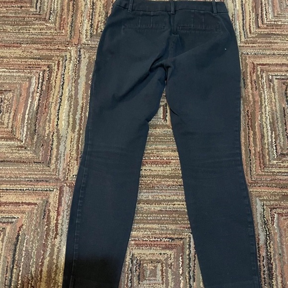 Set Of 2 Womens Gap Jeans Straight And  Skinny Wash Denim Size 4 Black/ Blue - Picture 7 of 8